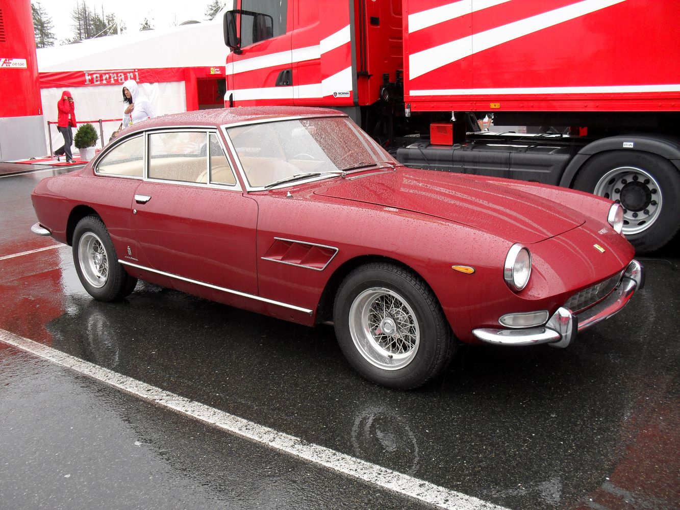 Ferrari_330_GT_2+2