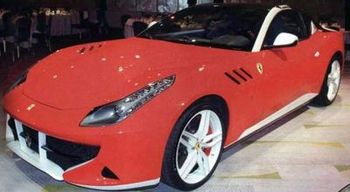Ferrari_SP_FFX